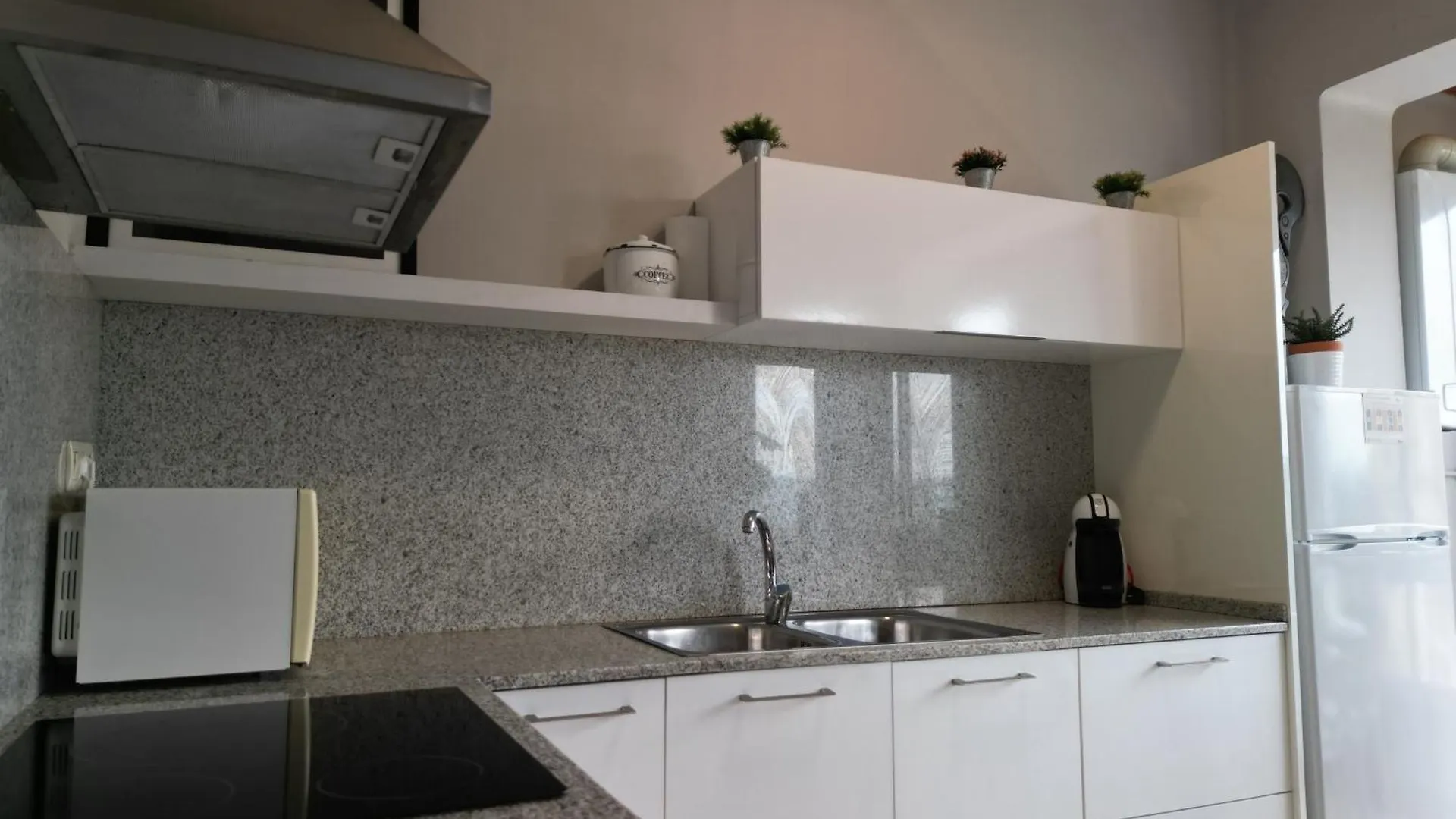 Apartaments Turistics Cardona I 0*,  España